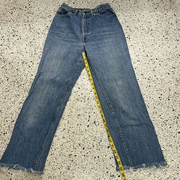 Vintage Levi's Orange Tab High-Waist Jeans from 90s - 6 (fits like a size 2) - Picture 6 of 9